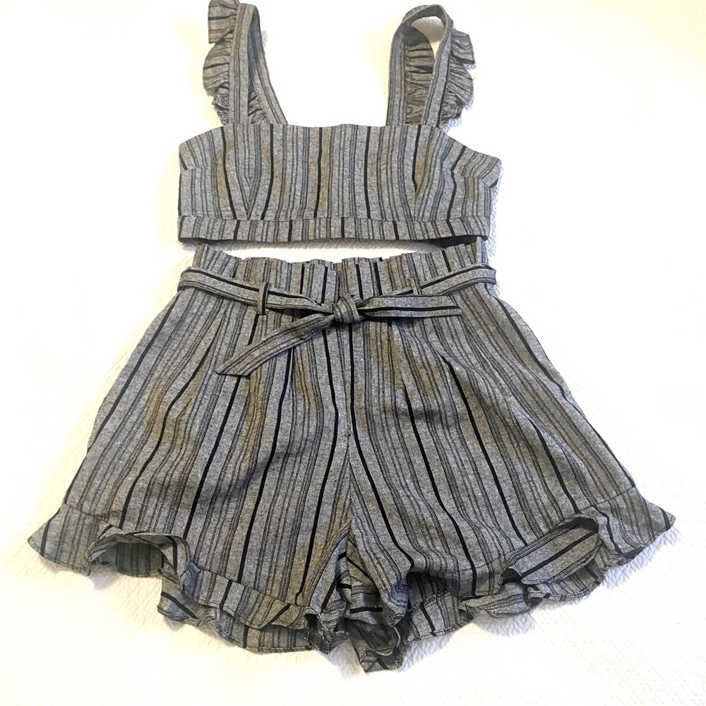 6 Shore Road Crop Top + High Waist Short Set (Med)